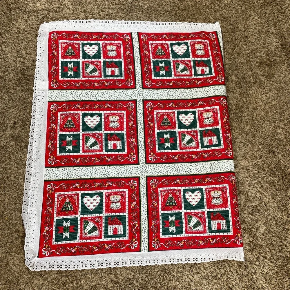 Handmade Christmas Lace Trim Quilt Holiday Decor Red Green‎ White Angels 73x45